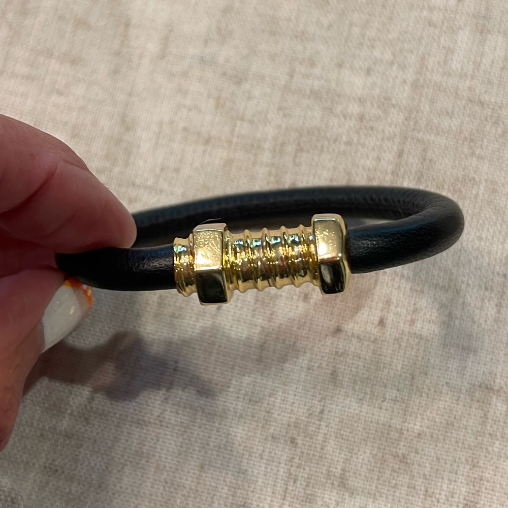 LIZA SCHWARTZ  Black Love Screw - Gold